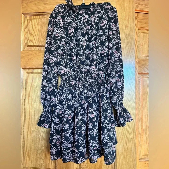 Missguided - Black Floral Print High Neck Shirred Mini Long Sleeve Dress - Picture 3 of 5